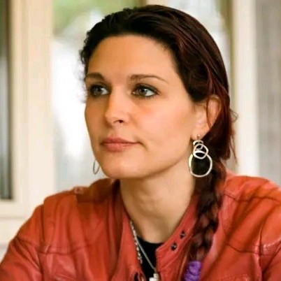 Alexandra L.A. Mon